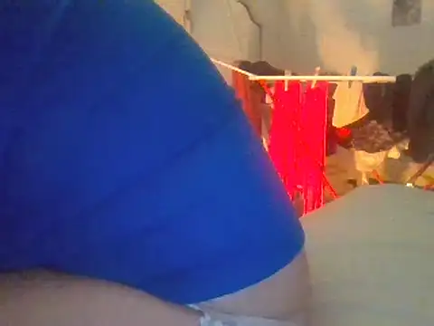 Snapshot of biuv chatting on March 4, 10:02 am biuv online show from March 4, 10:02 am