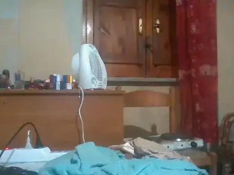 Snapshot of biuv chatting on March 7, 8:33 pm biuv online show from March 7, 8:33 pm