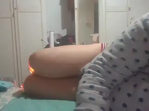 Snapshot of biuv chatting on March 9, 5:28 pm biuv online show from March 9, 5:28 pm