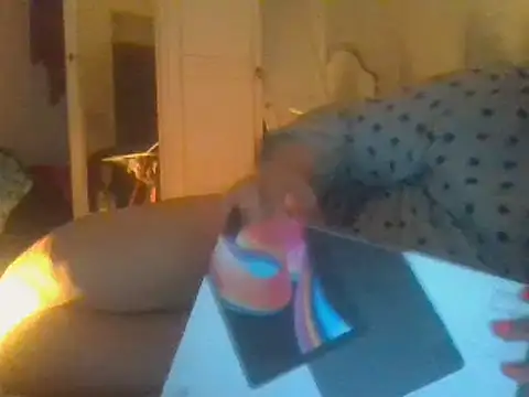 Snapshot of biuv chatting on March 12, 1:51 pm biuv online show from March 12, 1:51 pm