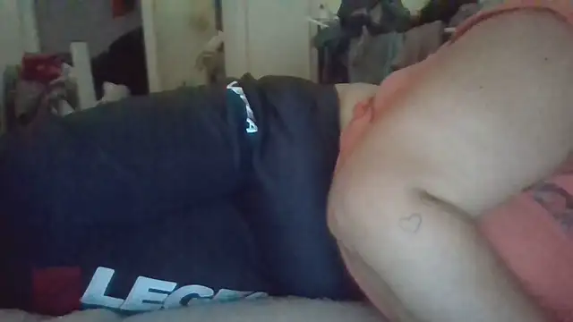 Snapshot of biuv chatting on November 17, 10:10 am biuv online show from November 17, 10:10 am