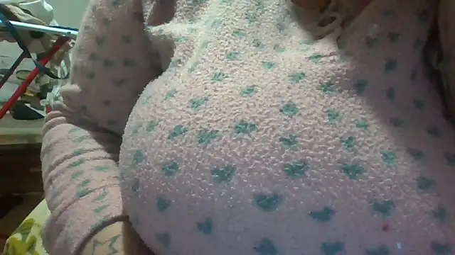 Snapshot of biuv chatting on November 25, 11:05 pm biuv online show from November 25, 11:05 pm