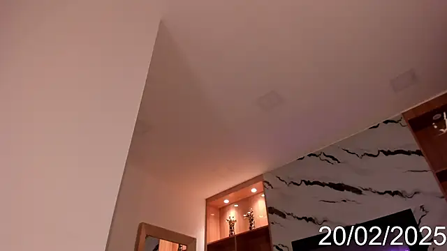 Snapshot of Isabel_Escorcia chatting on February 20, 8:28 am Isabel Escorcia online show from February 20, 8:28 am