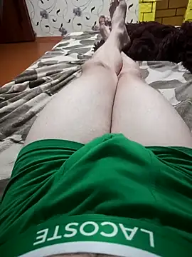 red red00 online show from March 9, 7:59 pm