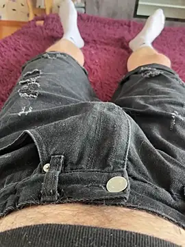 red red00 online show from February 26, 8:02 am