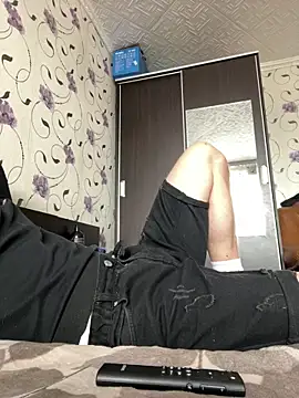 red red00 online show from March 6, 8:33 am