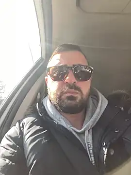 Snapshot of petan33 chatting on March 4, 12:33 pm petan33 online show from March 4, 12:33 pm