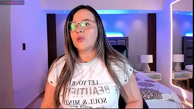 Susann Ross online show from March 21, 10:50 am