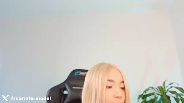 Mariafer05 online show from July 14, 4:23 pm