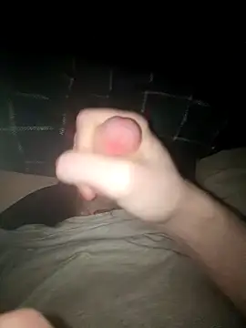 SoloExploder101 online show from March 11, 12:27 am