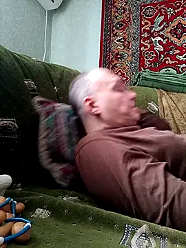 Pineapple04 online show from February 8, 11:13 am