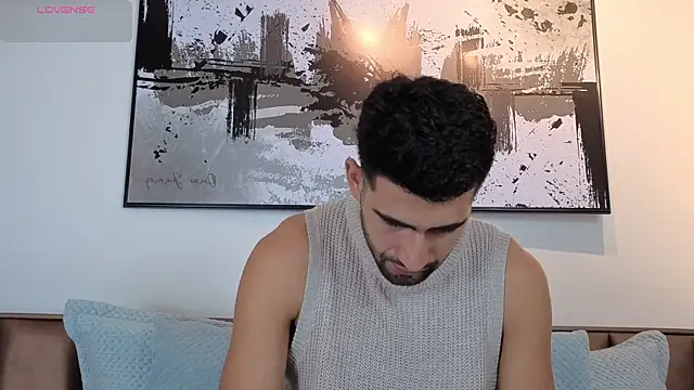 Ethan  Walker online show from July 8, 7:18 pm