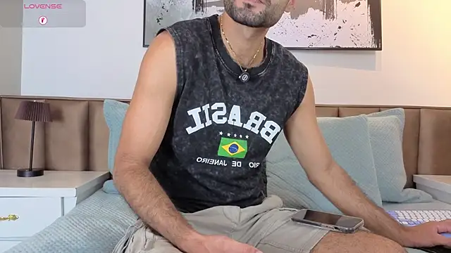 Ethan  Walker online show from July 16, 7:20 pm