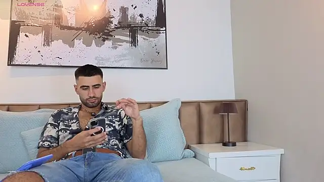 Ethan  Walker online show from July 23, 6:50 pm