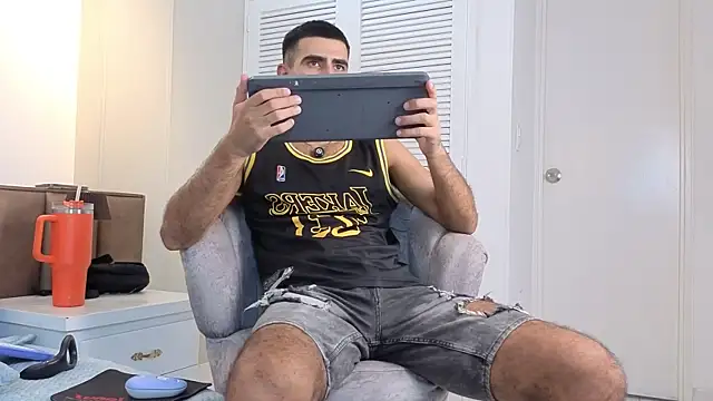 Ethan  Walker online show from July 31, 7:24 pm