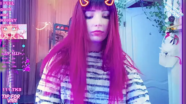 Toxic Ellies online show from December 14, 1:49 pm