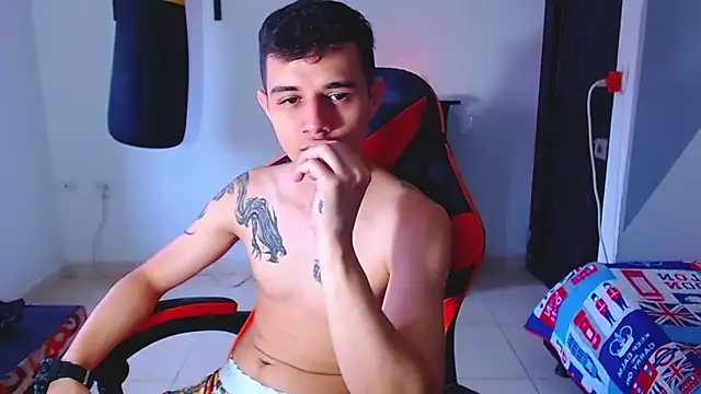 ADAM HOT online show from June 5, 10:26 pm