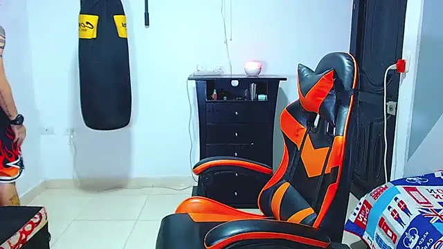 ADAM HOT online show from June 20, 12:03 am
