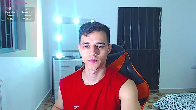 ADAM HOT online show from July 18, 11:30 pm