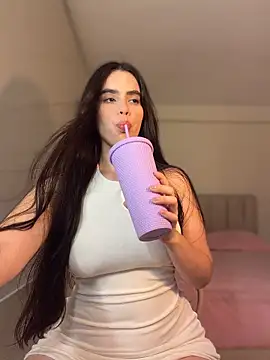 Mavi Coless online show from July 1, 2:24 am