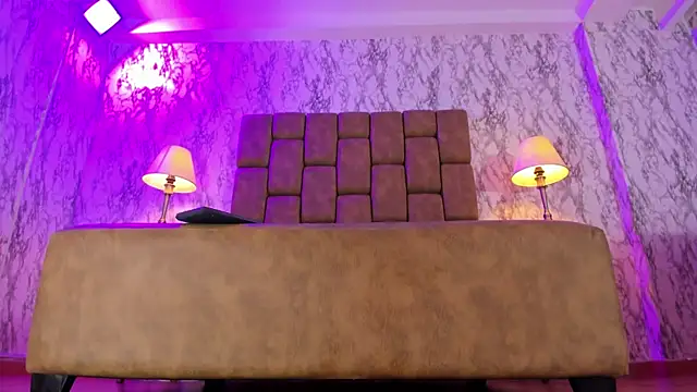 Snapshot of Camila_Chainn chatting on January 25, 3:52 pm Camila Chainn online show from January 25, 3:52 pm