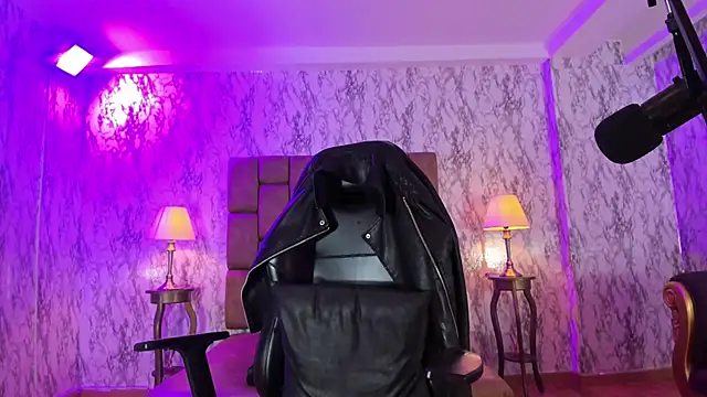 Snapshot of Camila_Chainn chatting on February 27, 11:59 pm Camila Chainn online show from February 27, 11:59 pm