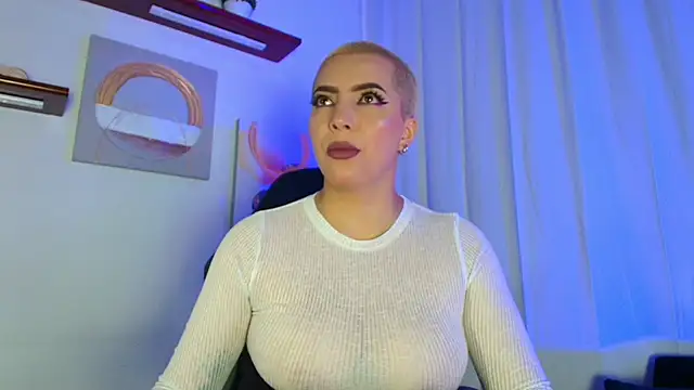 Snapshot of Camila_Chainn chatting on October 2, 4:03 pm Camila Chainn online show from October 2, 4:03 pm