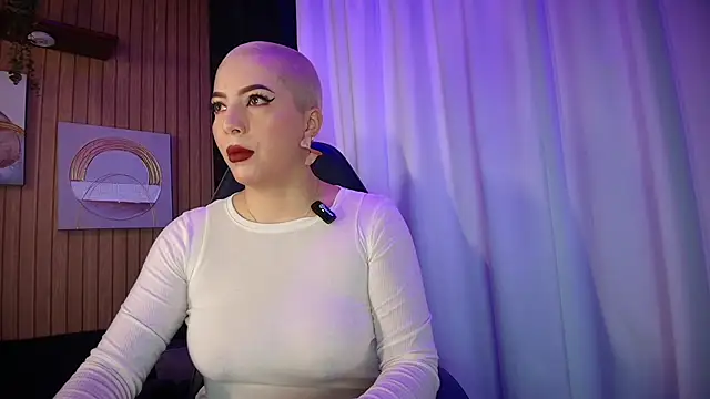 Camila Chainn online show from January 14, 10:10 am