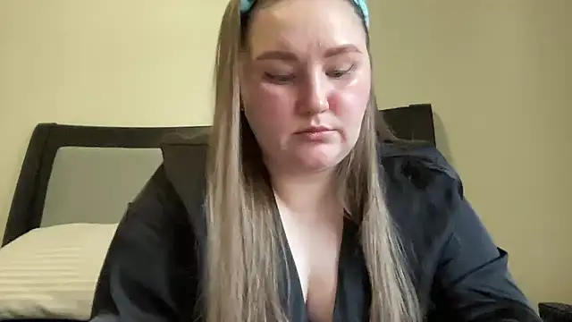 yadviga online show from February 25, 8:40 pm