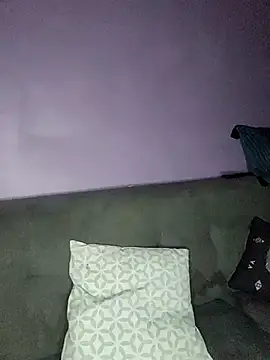 Snapshot of chachalette444 chatting on March 17, 8:51 pm chachalette444 online show from March 17, 8:51 pm