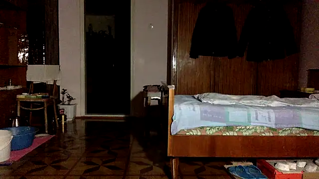 Snapshot of KlavdiaPetrivna chatting on December 14, 7:18 pm KlavdiaPetrivna online show from December 14, 7:18 pm