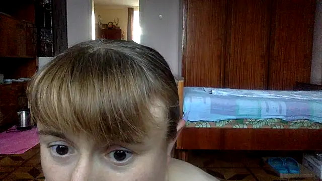 Snapshot of KlavdiaPetrivna chatting on June 30, 2:45 am KlavdiaPetrivna online show from June 30, 2:45 am