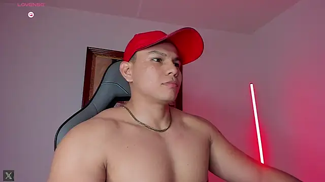 RoyConstance online show from November 9, 4:44 am