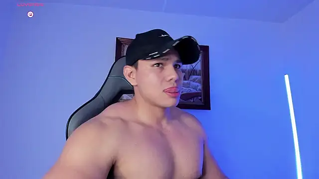 RoyConstance online show from February 4, 3:23 am