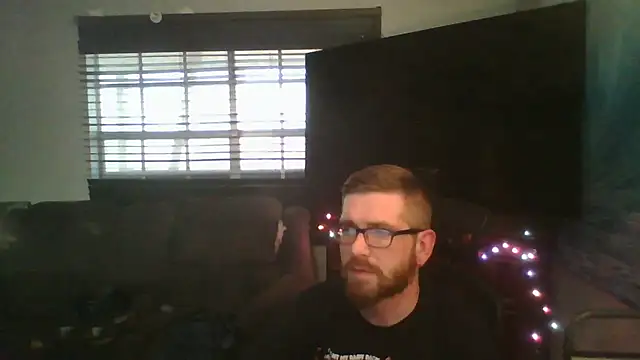 Snapshot of Brobun4fun chatting on November 23, 10:31 pm Brobun4fun online show from November 23, 10:31 pm