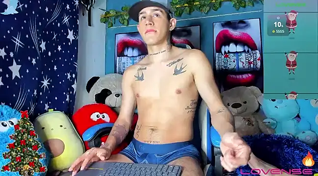 soyander03  online show from January 7, 7:10 am