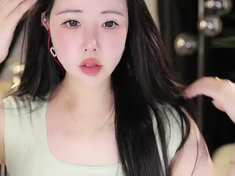 Qiaoqiao  online show from October 1, 6:19 am