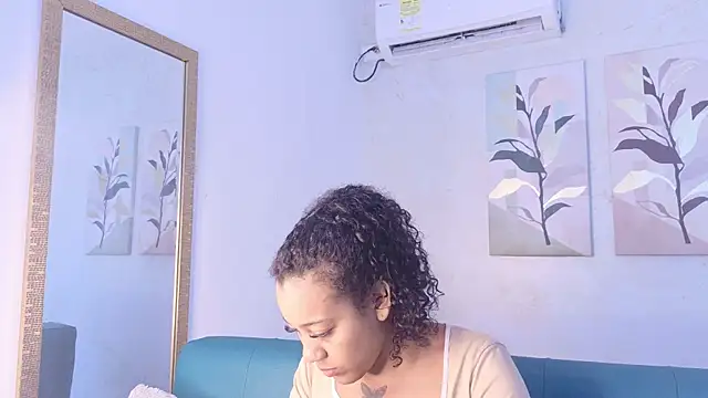 flavia cruz online show from June 16, 11:57 am