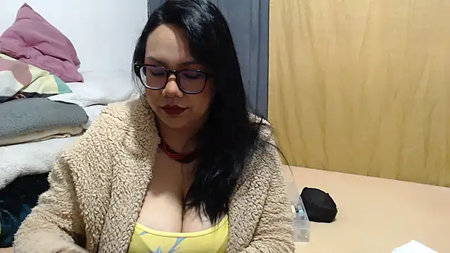 Snapshot of rainhavenus2024 chatting on October 9, 12:58 pm rainhavenus2024 online show from October 9, 12:58 pm