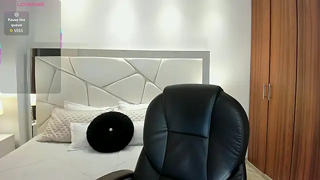 Snapshot of zoee_jackson chatting on May 28, 7:22 pm zoee jackson online show from May 28, 7:22 pm
