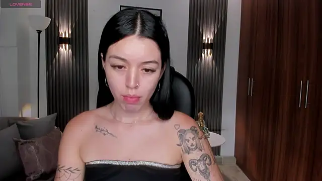 Snapshot of zoee_jackson chatting on July 9, 6:12 pm zoee jackson online show from July 9, 6:12 pm