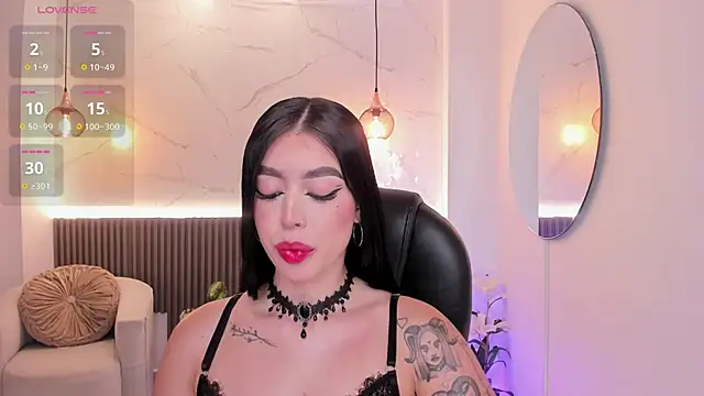 Snapshot of zoee_jackson chatting on July 18, 7:17 pm zoee jackson online show from July 18, 7:17 pm