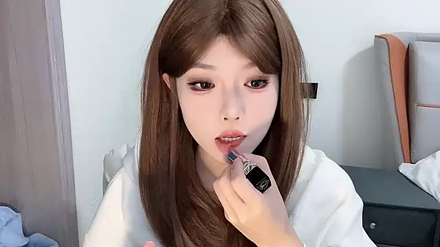 Snapshot of Q-ing chatting on February 17, 4:04 pm Q-ing online show from February 17, 4:04 pm