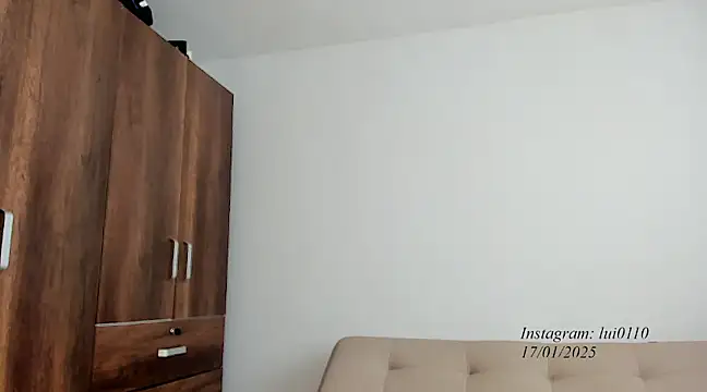 Luisa0110 online show from January 17, 8:55 pm