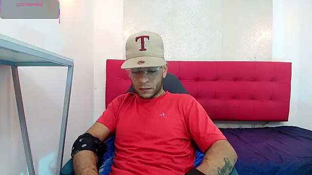 Andrey u92 online show from November 1, 11:18 pm