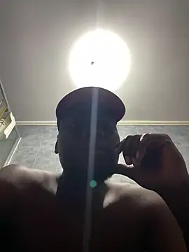 Snapshot of Andricastro chatting on January 10, 1:42 am Andricastro online show from January 10, 1:42 am