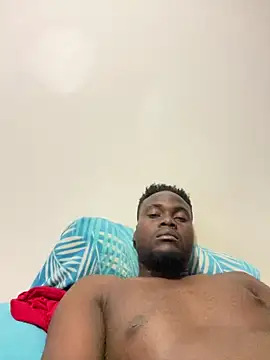 Snapshot of Andricastro chatting on February 27, 9:47 pm Andricastro online show from February 27, 9:47 pm