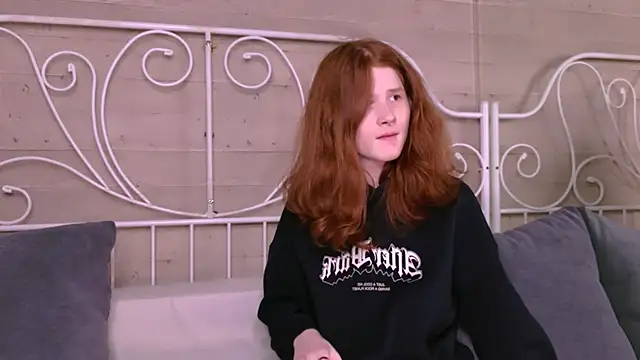 ZaynGraham online show from October 7, 5:15 am