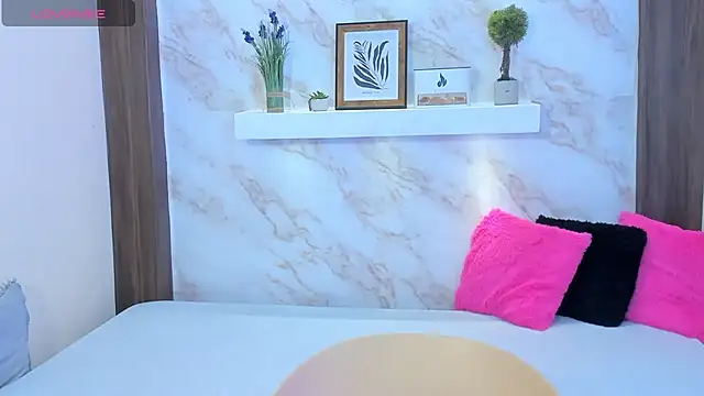 AmyBarton02 online show from December 14, 6:12 pm