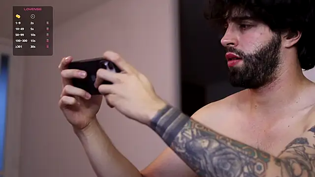 Snapshot of juan_rizzo chatting on December 2, 10:56 pm juan rizzo online show from December 2, 10:56 pm